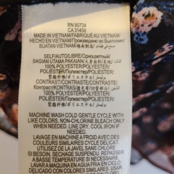 BCBGeneration Halter Top Size M - Picture 6 of 8